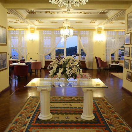 Merit Halki Palace Hotel 헤이벨리아다 외부 사진