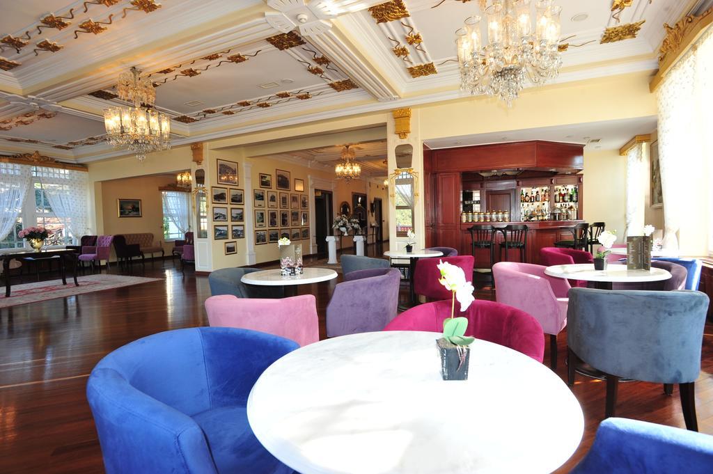 Merit Halki Palace Hotel 헤이벨리아다 외부 사진