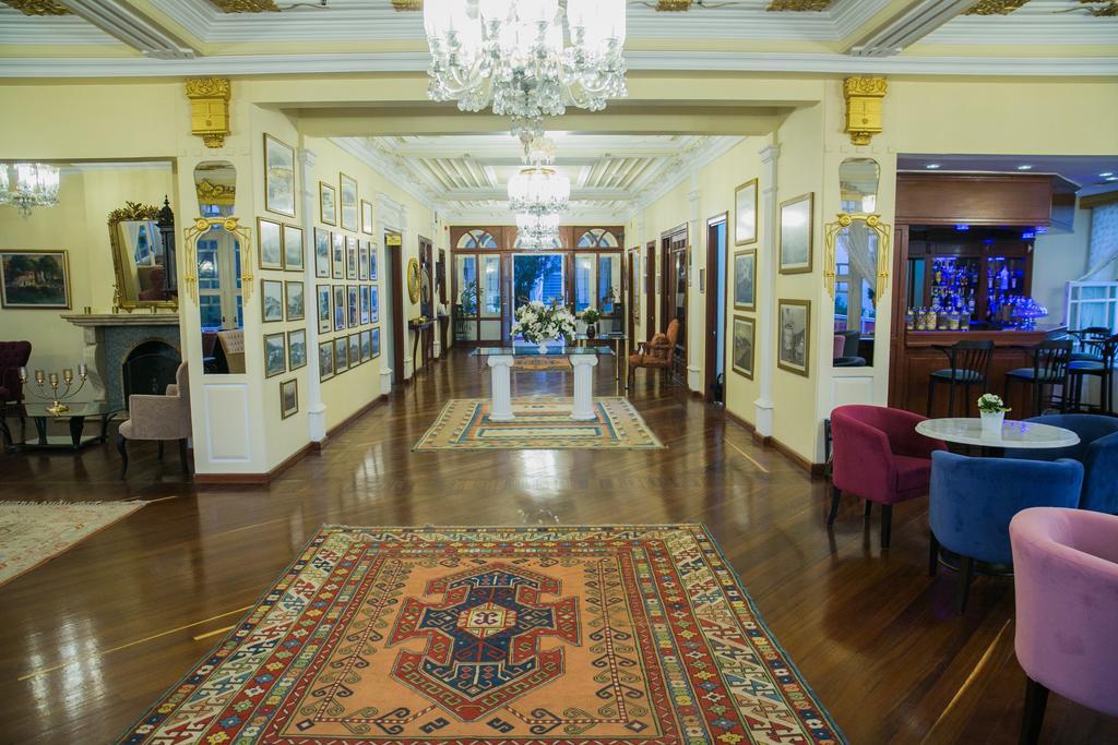 Merit Halki Palace Hotel 헤이벨리아다 외부 사진