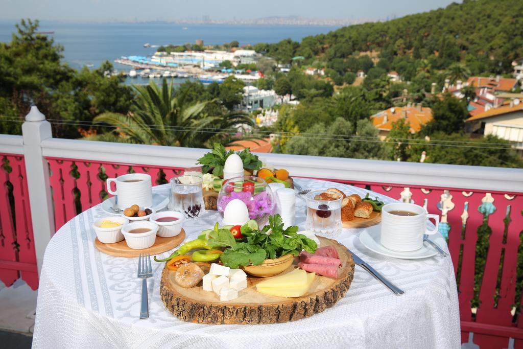 Merit Halki Palace Hotel 헤이벨리아다 외부 사진