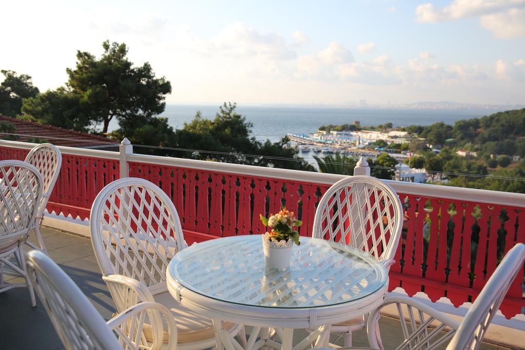 Merit Halki Palace Hotel 헤이벨리아다 외부 사진