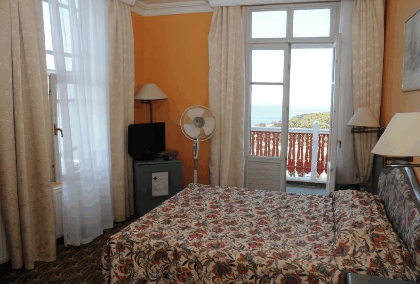 Merit Halki Palace Hotel 헤이벨리아다 객실 사진